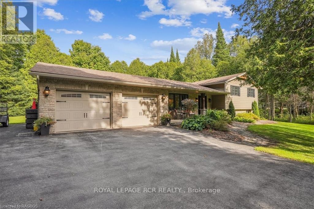 758169 Girl Guide Road, Georgian Bluffs, Ontario  N4K 5N7 - Photo 1 - X11880004