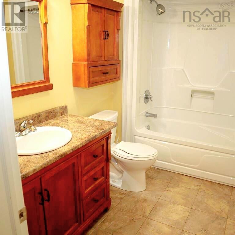 3500 Rowe Avenue, Halifax, Nova Scotia  B3L 4C7 - Photo 12 - 202428443