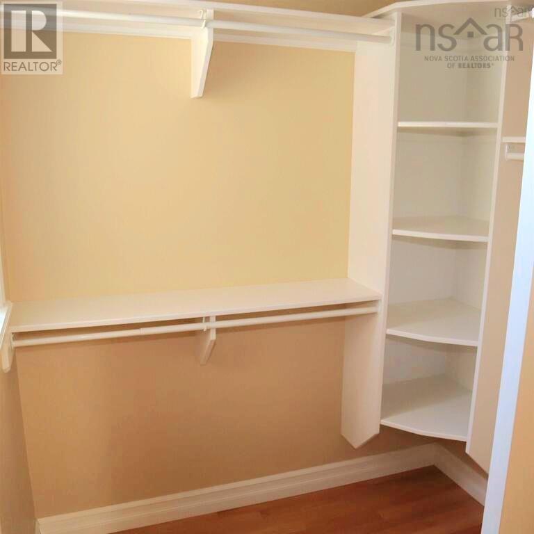 3500 Rowe Avenue, Halifax, Nova Scotia  B3L 4C7 - Photo 9 - 202428443