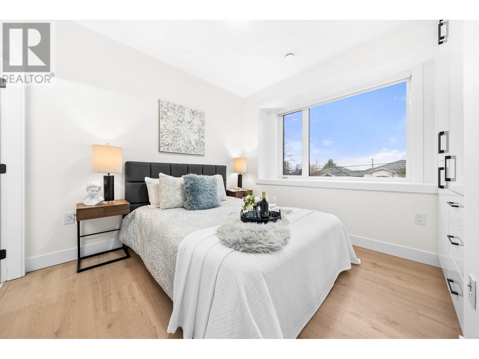 Listing Picture 24 of 40 : 1 7668 MAIN STREET, Vancouver / 溫哥華 - 魯藝地產 Yvonne Lu Group - MLS Medallion Club Member