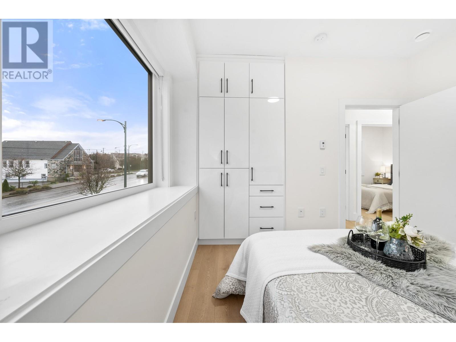 Listing Picture 27 of 40 : 1 7668 MAIN STREET, Vancouver / 溫哥華 - 魯藝地產 Yvonne Lu Group - MLS Medallion Club Member