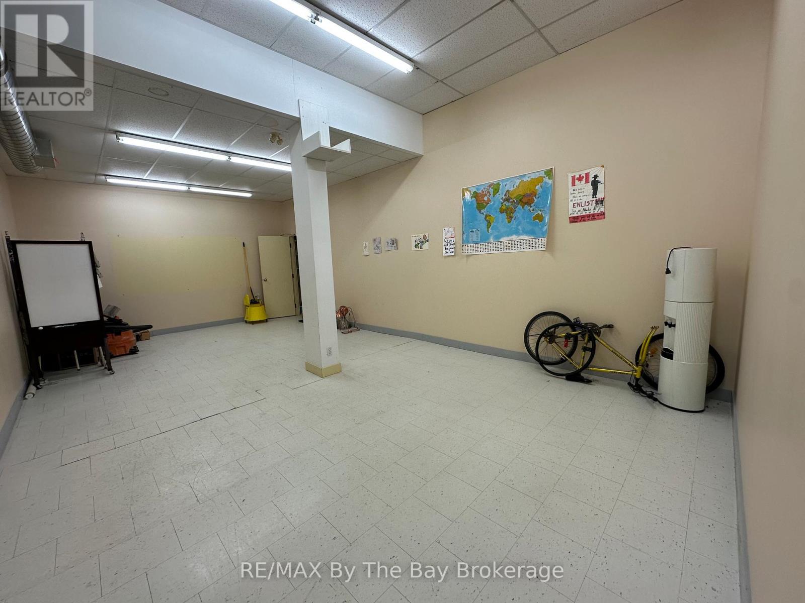 3 - 818 Mosley Street, Wasaga Beach, Ontario  L9Z 2J3 - Photo 7 - S11896533