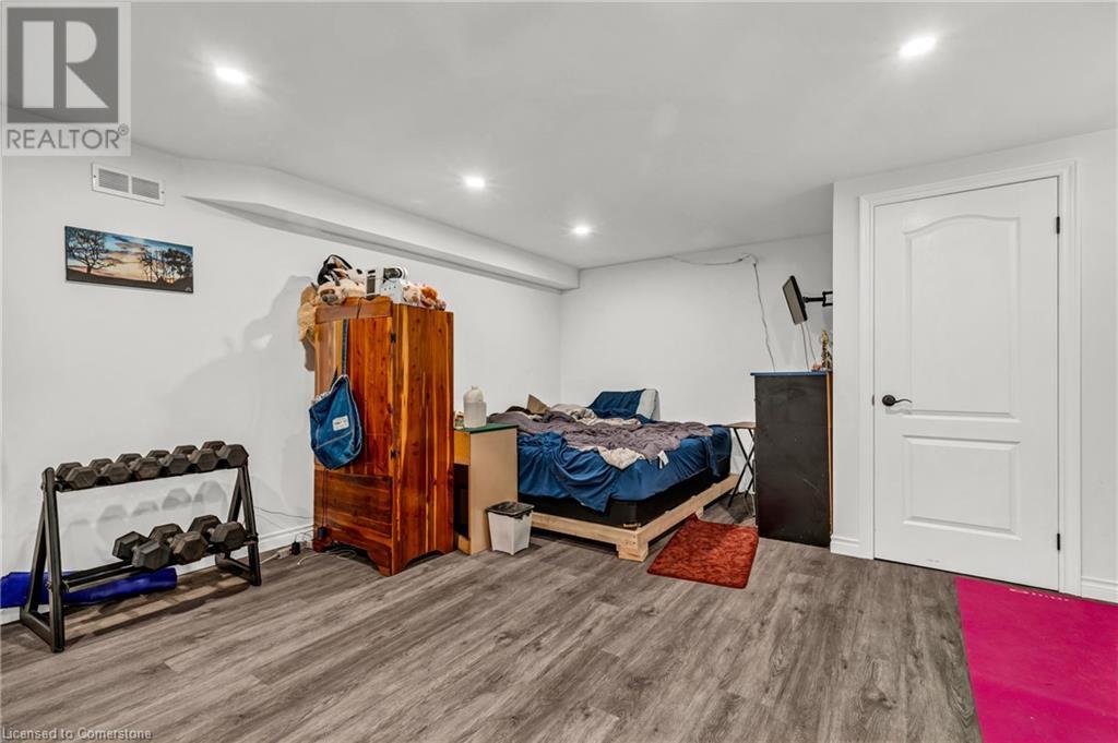 9 Mulock AvenueHamilton, Ontario  L8T 1H2 - Photo 31 - 40684942