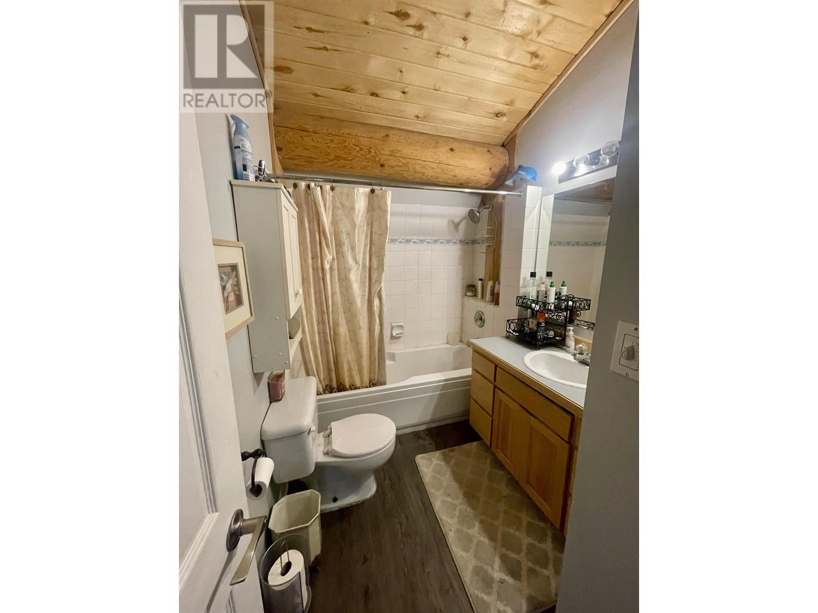 6192 Hunt Road, 100 Mile House, British Columbia  V0K 2E3 - Photo 21 - R2950976