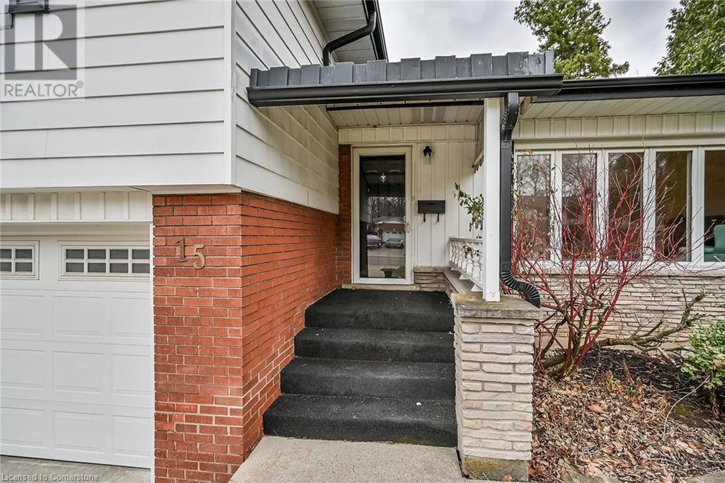 15 Pinehurst Drive, Hamilton, Ontario  L8T 4J1 - Photo 4 - 40685804