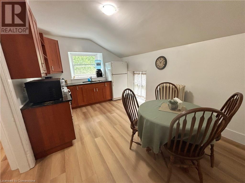 59 Bruce Street Unit# Upper Apt #3, Cambridge, Ontario  N1R 2E5 - Photo 3 - 40685363