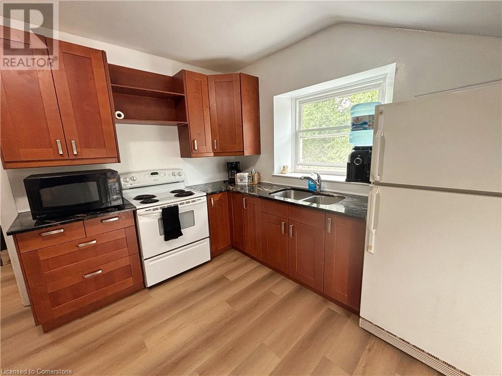 59 Bruce Street Unit# Upper Apt #3, Cambridge, Ontario  N1R 2E5 - Photo 6 - 40685363