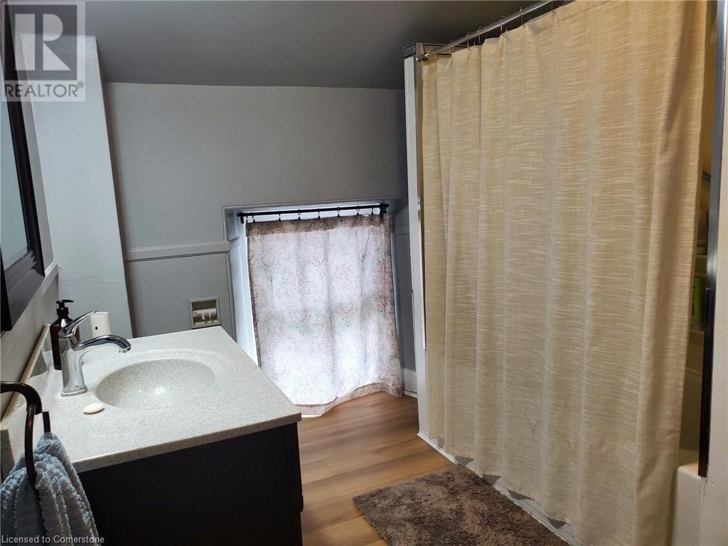 59 Bruce Street Unit# Upper Apt #3, Cambridge, Ontario  N1R 2E5 - Photo 10 - 40685363