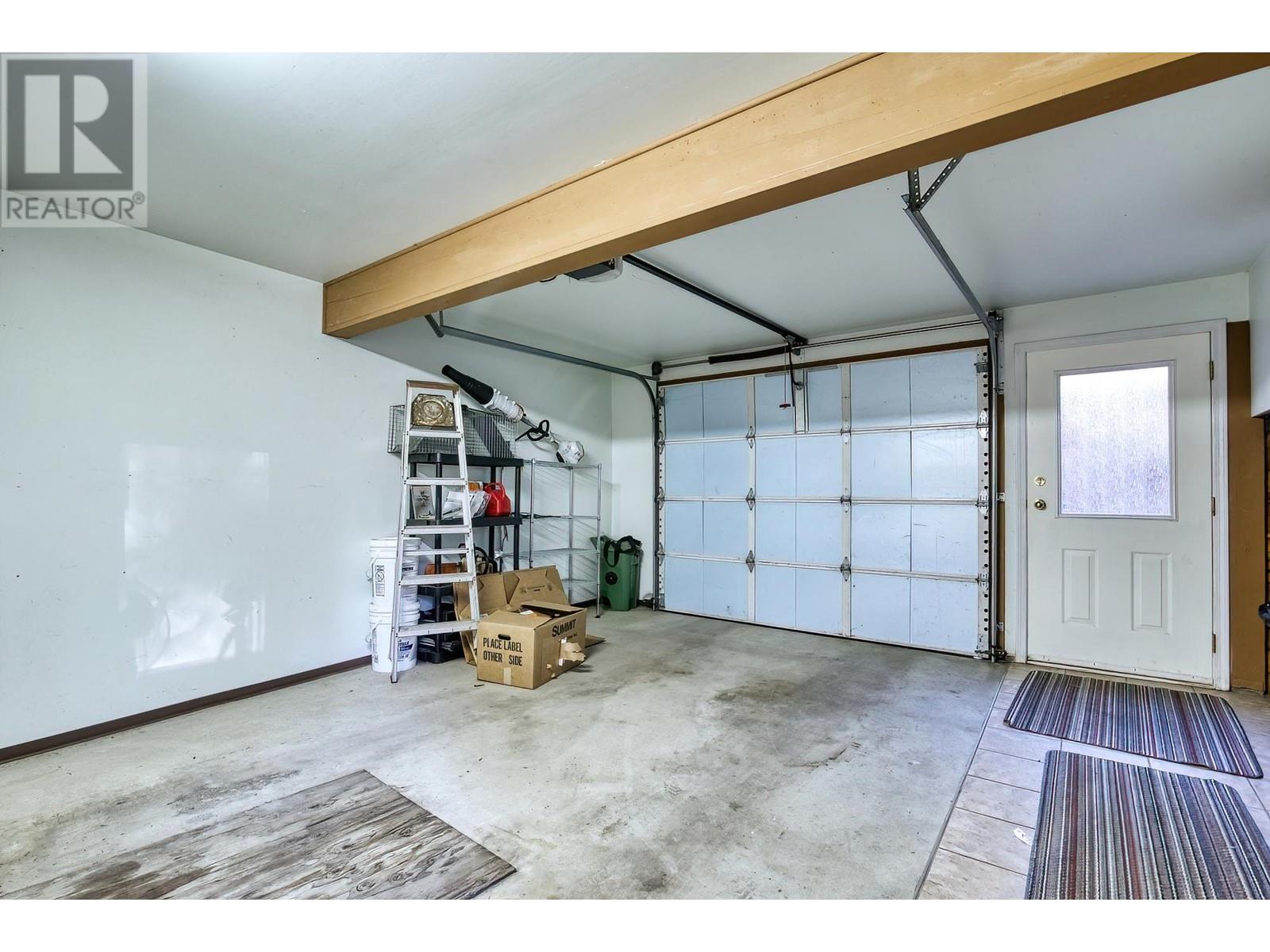 1390 Gower Point Road, Gibsons, British Columbia  V0N 1V3 - Photo 19 - R2950211
