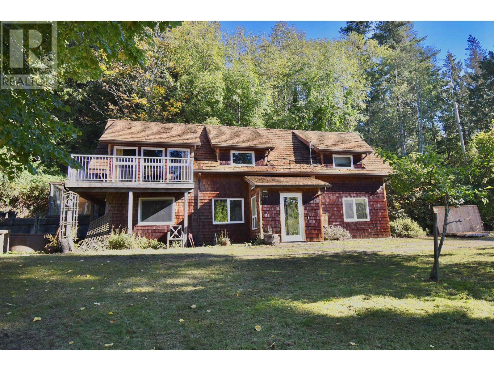 1390 Gower Point Road, Gibsons, British Columbia  V0N 1V3 - Photo 5 - R2950211