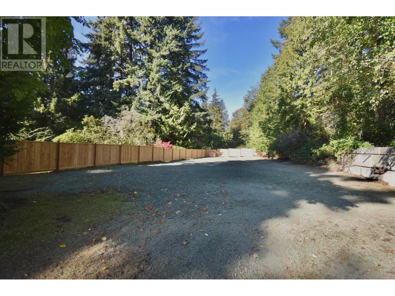 1390 Gower Point Road, Gibsons, British Columbia  V0N 1V3 - Photo 28 - R2950211