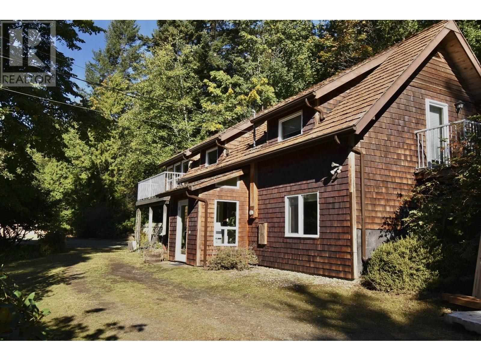 1390 Gower Point Road, Gibsons, British Columbia  V0N 1V3 - Photo 32 - R2950211