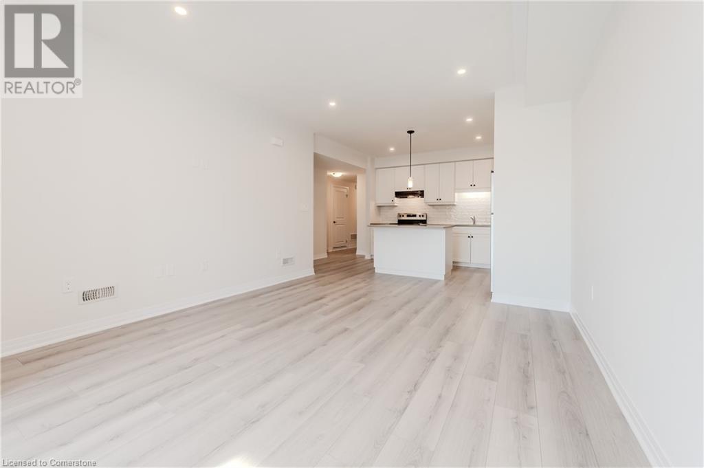 142 Foamflower Place Unit# B025, Waterloo, Ontario  N2V 0G9 - Photo 11 - 40663950