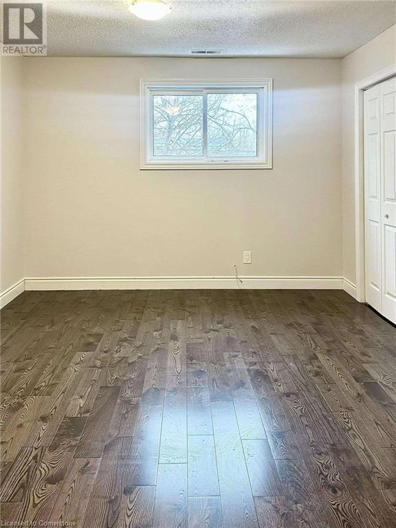 15 Easton Street, Cambridge, Ontario  N1R 1G3 - Photo 4 - 40685776