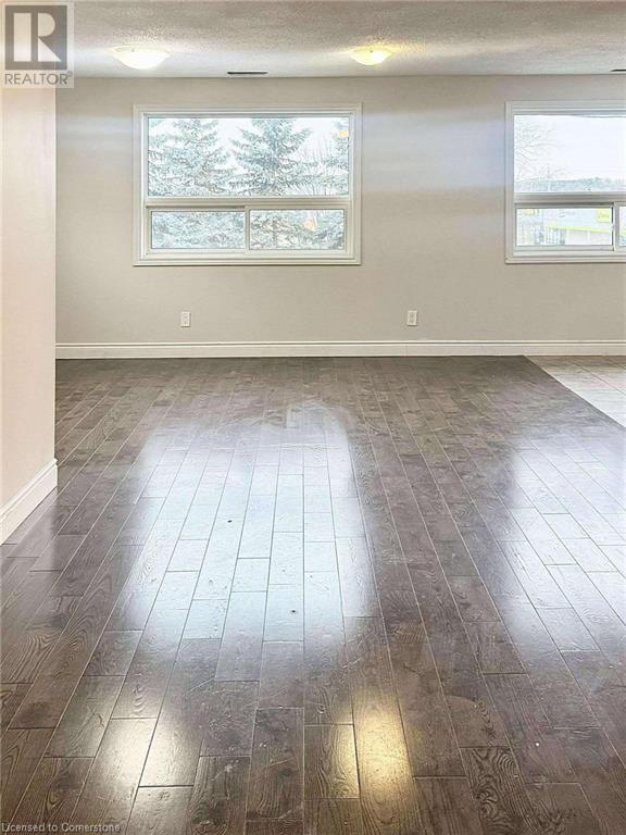 15 Easton Street, Cambridge, Ontario  N1R 1G3 - Photo 5 - 40685776