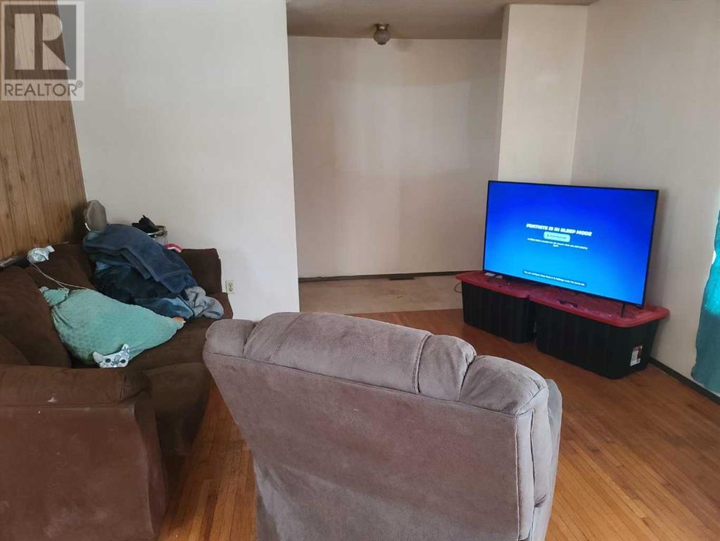 872041 689 Highway, County Of, Alberta  T0H 1E0 - Photo 9 - A2184012