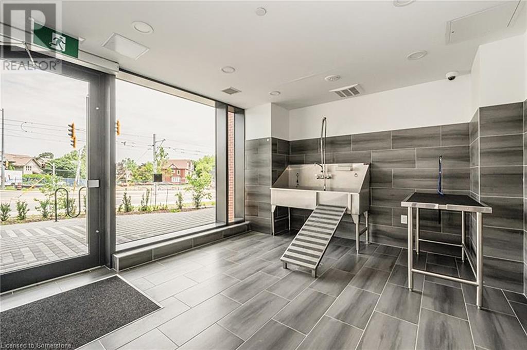 15 Wellington Street S Unit# 1909, Kitchener, Ontario  N2G 0E4 - Photo 19 - 40685693