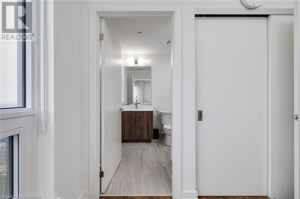 15 Wellington Street S Unit# 1909, Kitchener, Ontario  N2G 0E4 - Photo 9 - 40685693