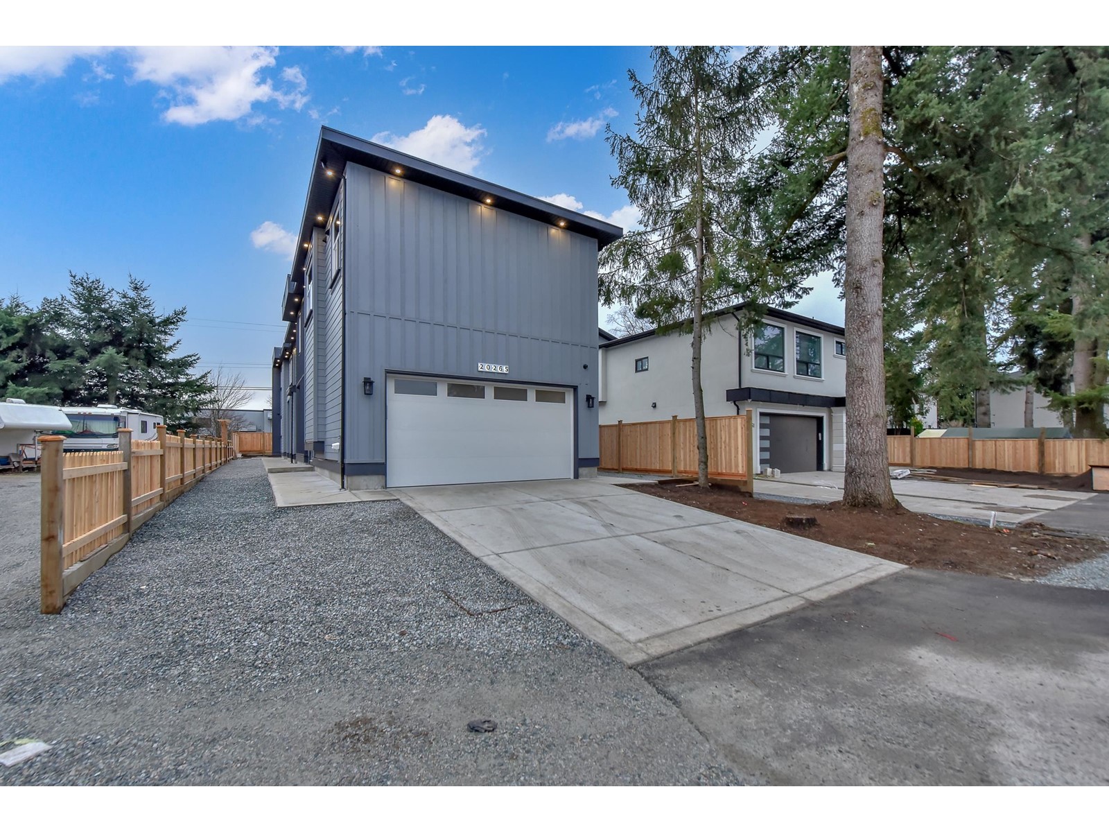 20265 98 Avenue, Langley, British Columbia  V1M 3E4 - Photo 4 - R2941087