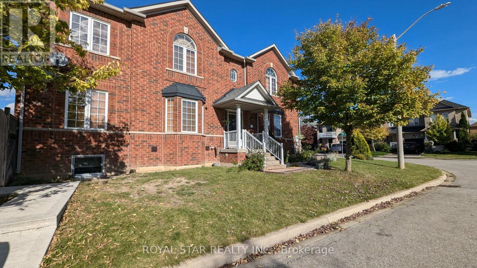 3 Harwood Road, Brampton, Ontario  L7A 3P8 - Photo 3 - W11896594