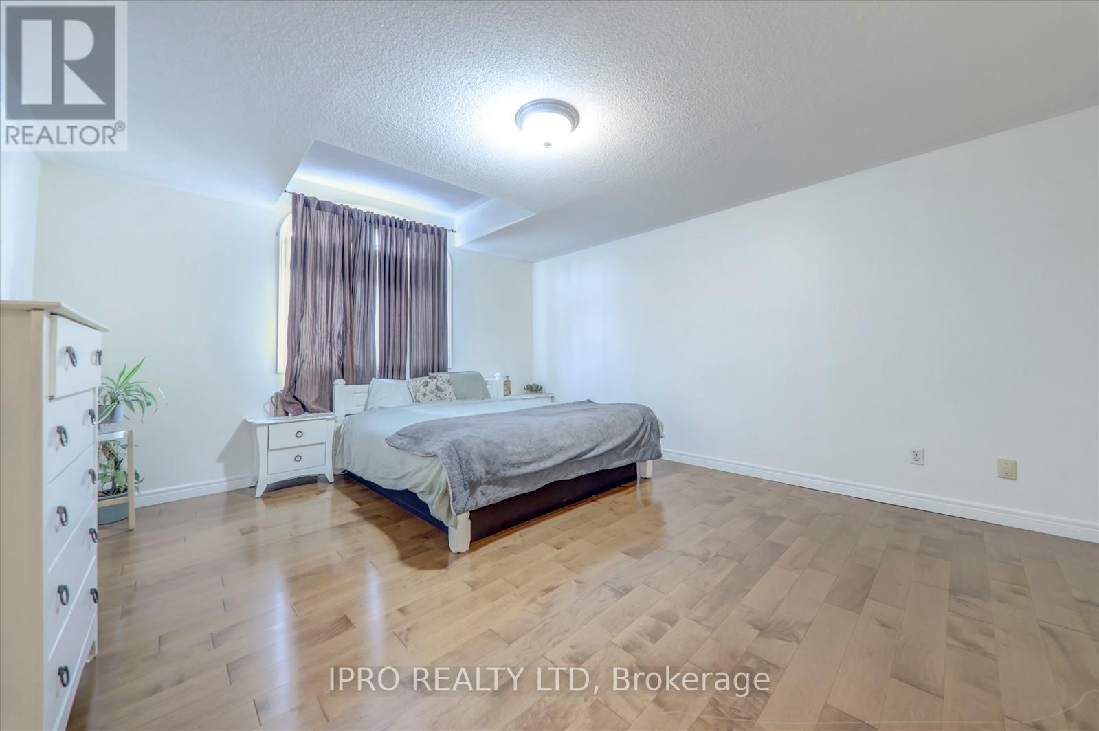 14 Twin Willow Crescent, Brampton, Ontario  L7A 1K1 - Photo 20 - W11896624