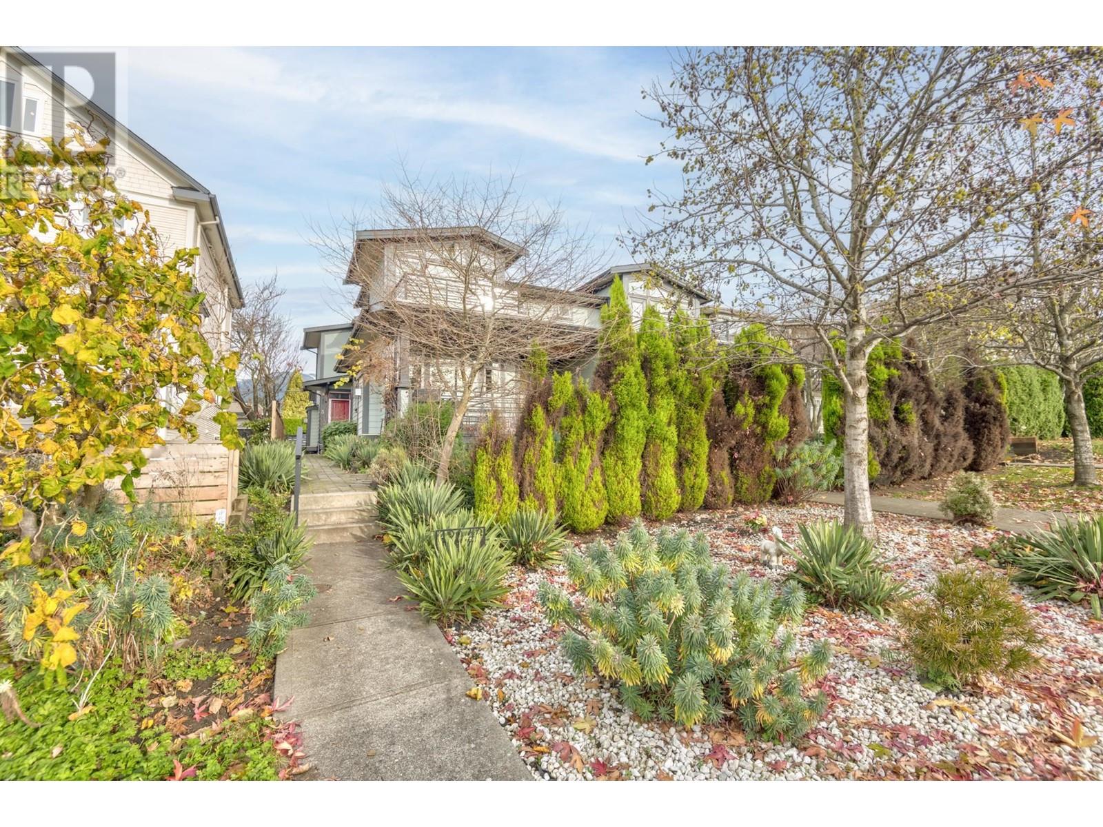 3 420 W Keith Road, North Vancouver, British Columbia  V7M 1M3 - Photo 3 - R2947786