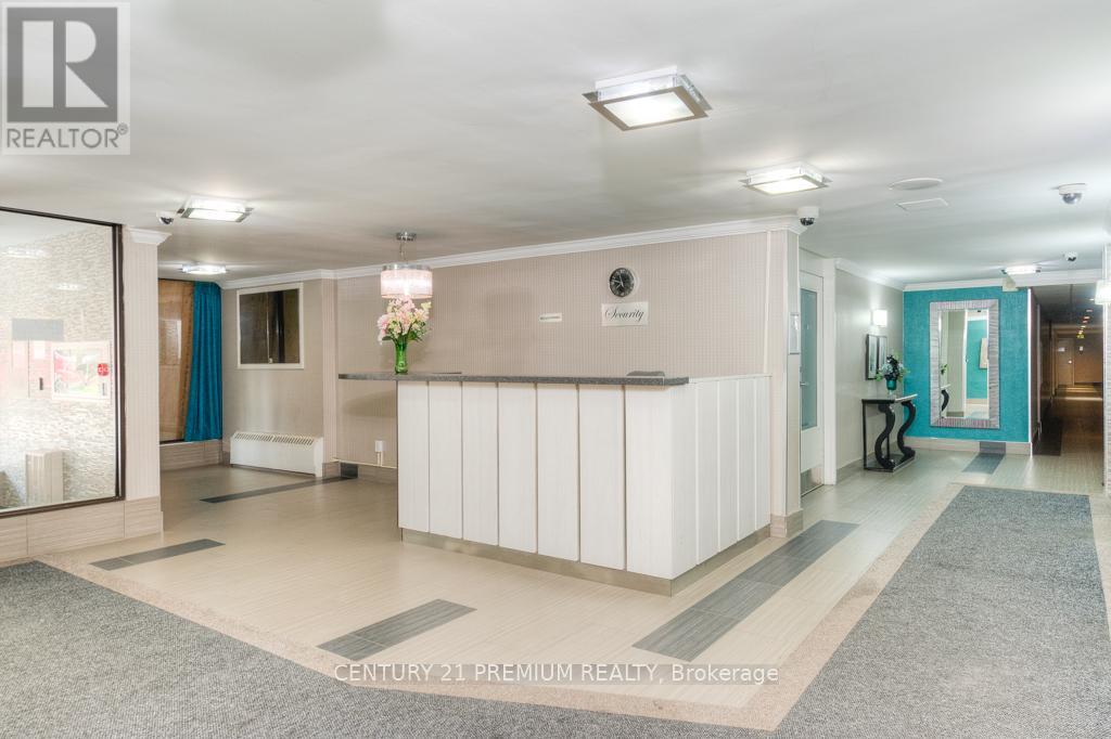 Property at 204 - 15 KENSINGTON ROAD image 2