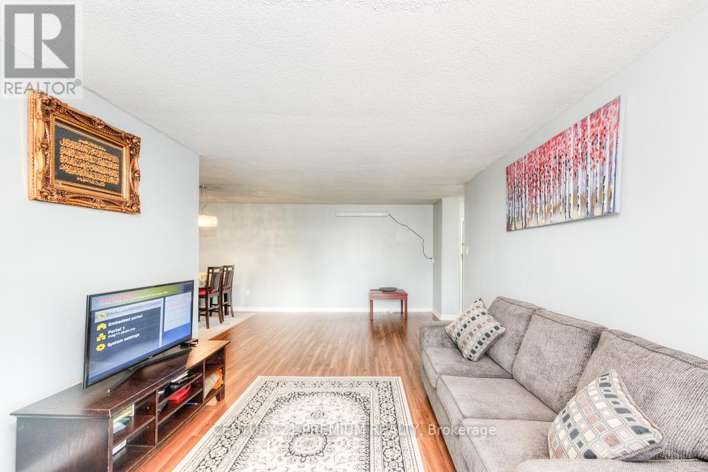 Property at 204 - 15 KENSINGTON ROAD image 5