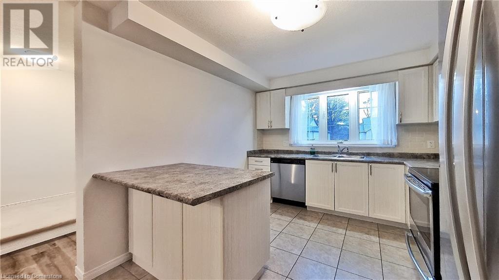 184 Maitland Street, Kitchener, Ontario  N2R 0C3 - Photo 9 - 40685886