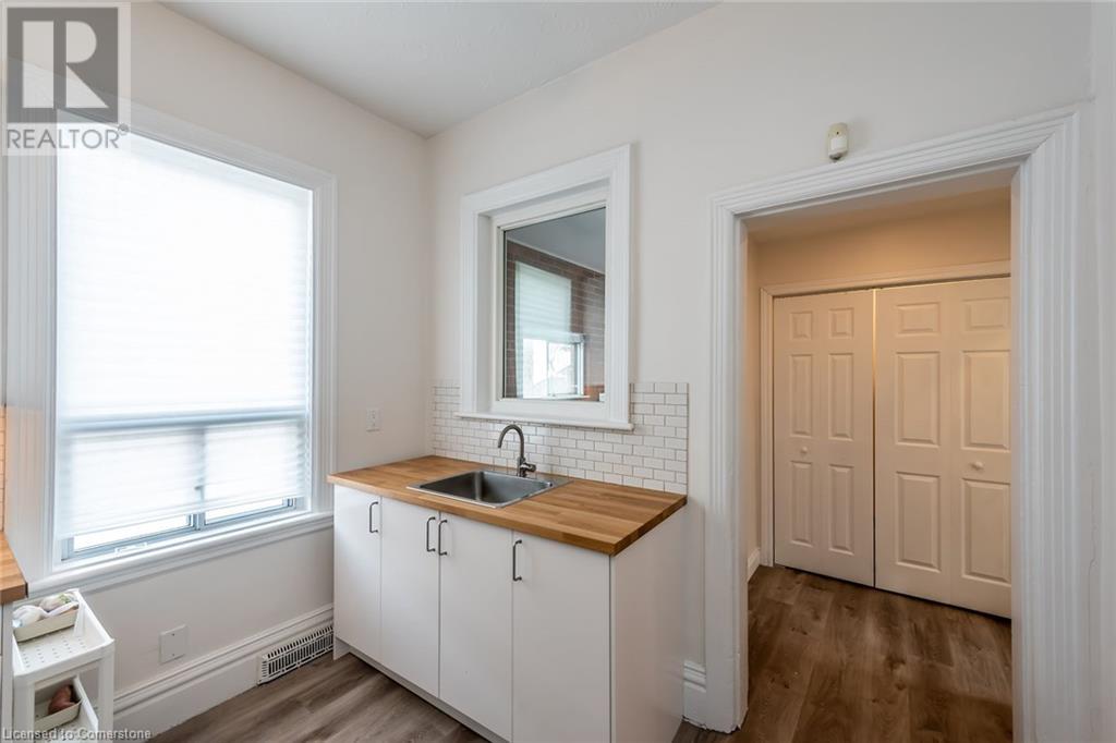 191 Sherman Avenue S Unit# 1, Hamilton, Ontario  L8M 2R2 - Photo 18 - 40685064