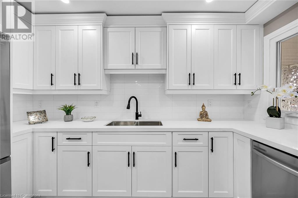 147 Allenby Avenue, Hamilton, Ontario  L9A 2T8 - Photo 5 - 40684869