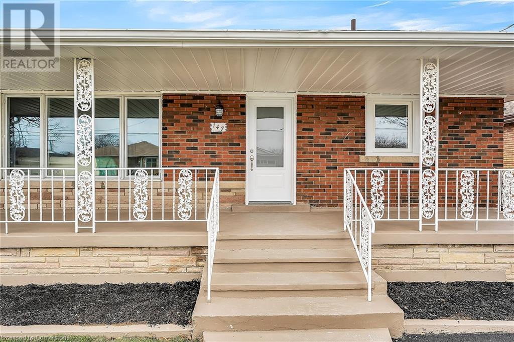 147 Allenby Avenue, Hamilton, Ontario  L9A 2T8 - Photo 3 - 40684869