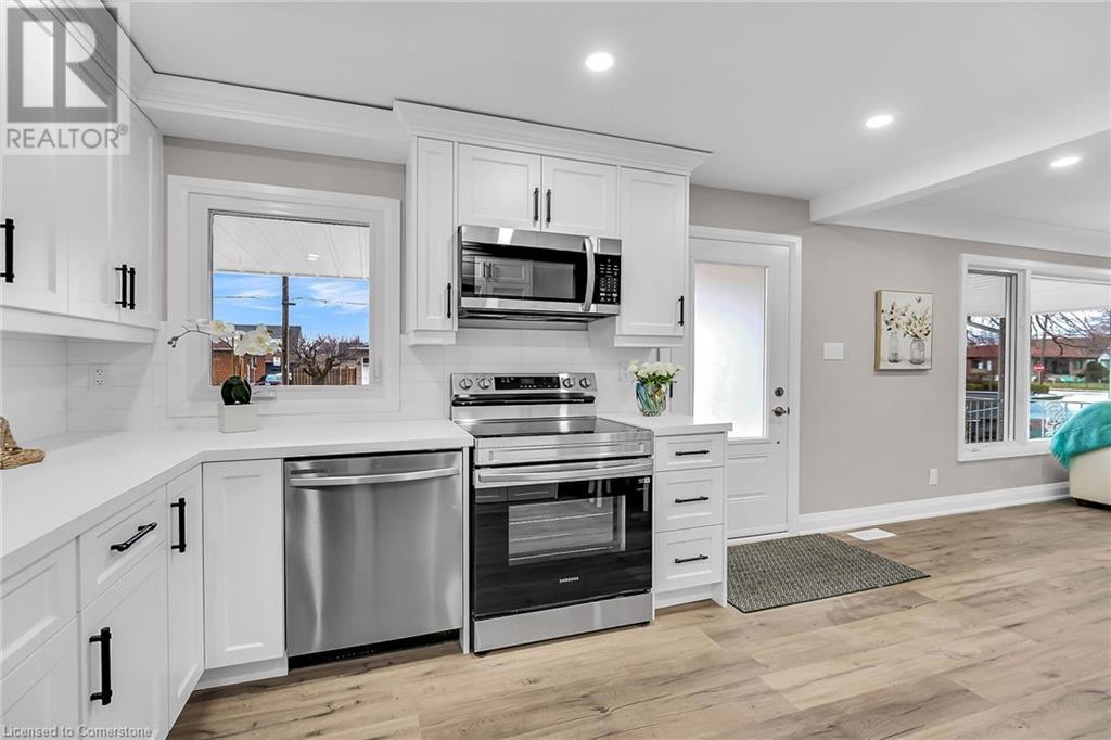 147 Allenby Avenue, Hamilton, Ontario  L9A 2T8 - Photo 6 - 40684869