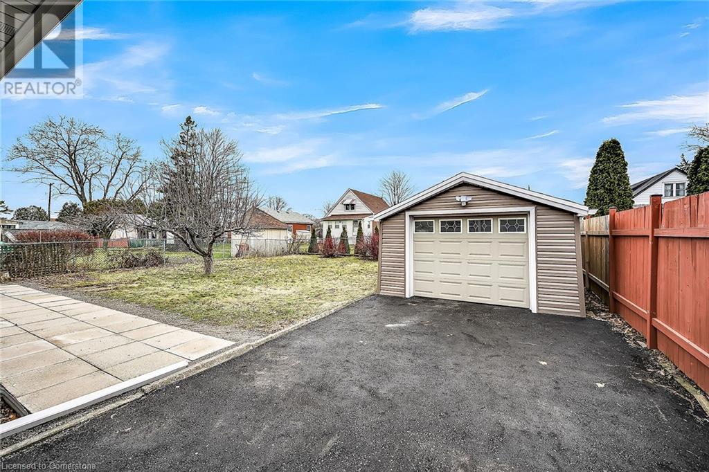 147 Allenby Avenue, Hamilton, Ontario  L9A 2T8 - Photo 38 - 40684869