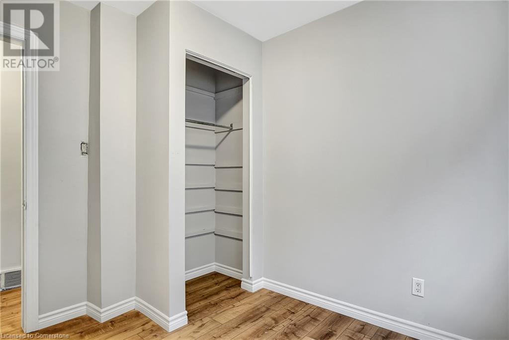 24 Crombie StreetCambridge, Ontario  N1S 1Y4 - Photo 17 - 40685619
