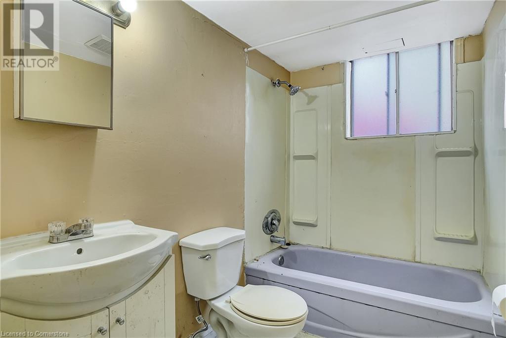 24 Crombie StreetCambridge, Ontario  N1S 1Y4 - Photo 41 - 40685619