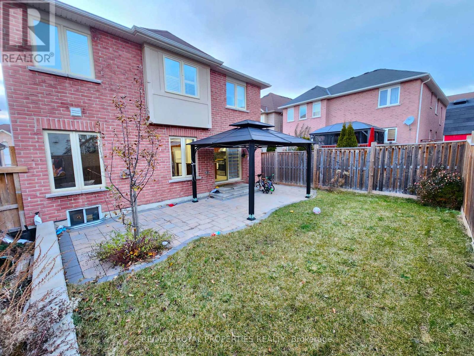 27 Mchugh Road, Ajax, Ontario  L1Z 0M8 - Photo 25 - E11896749