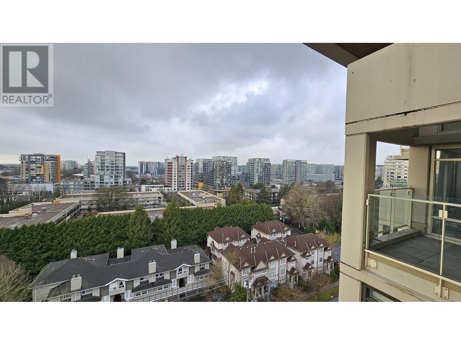Listing Picture 13 of 27 : 1602 6888 COONEY ROAD, Richmond / 烈治文 - 魯藝地產 Yvonne Lu Group - MLS Medallion Club Member