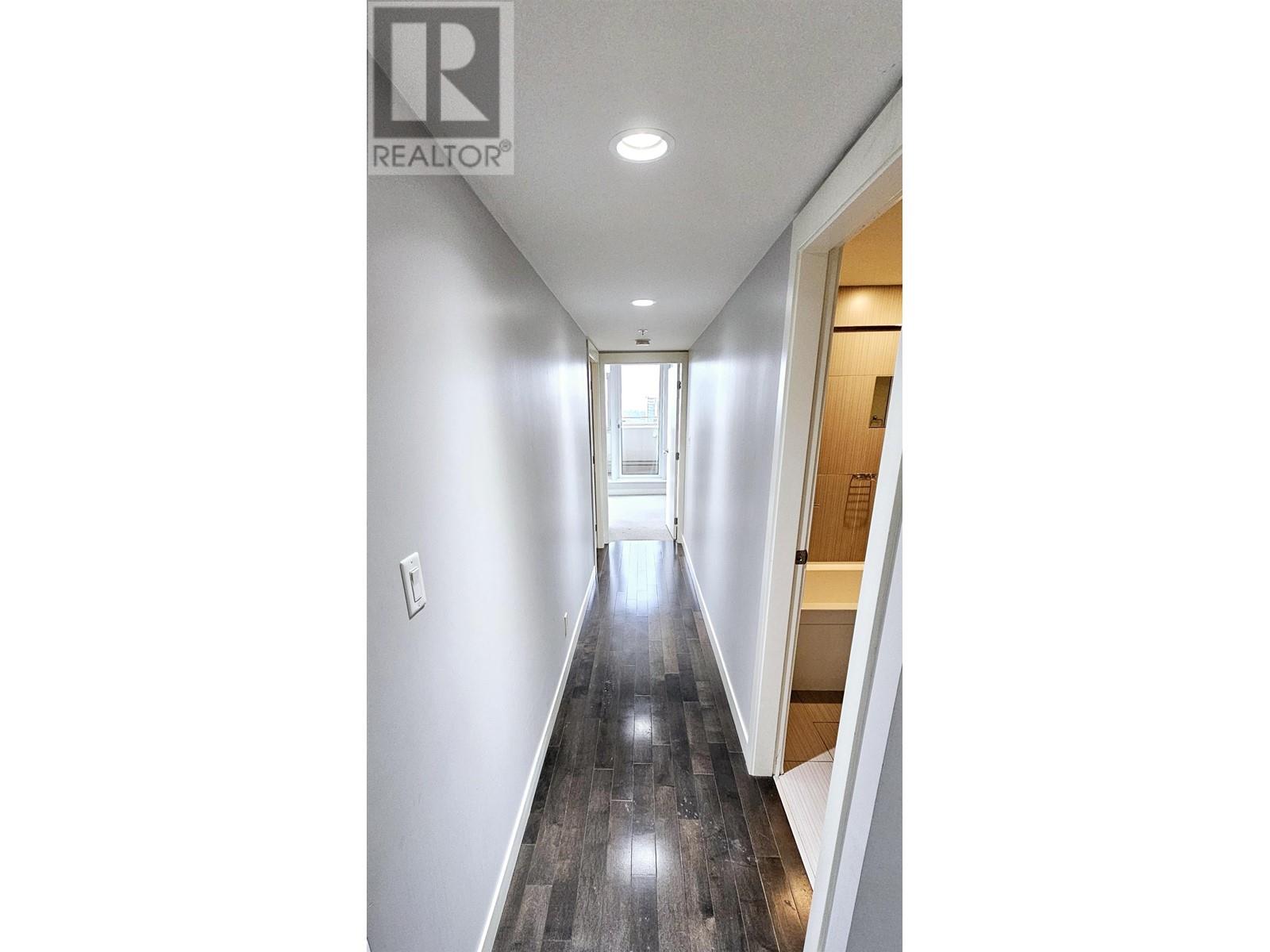 Listing Picture 21 of 27 : 1602 6888 COONEY ROAD, Richmond / 烈治文 - 魯藝地產 Yvonne Lu Group - MLS Medallion Club Member