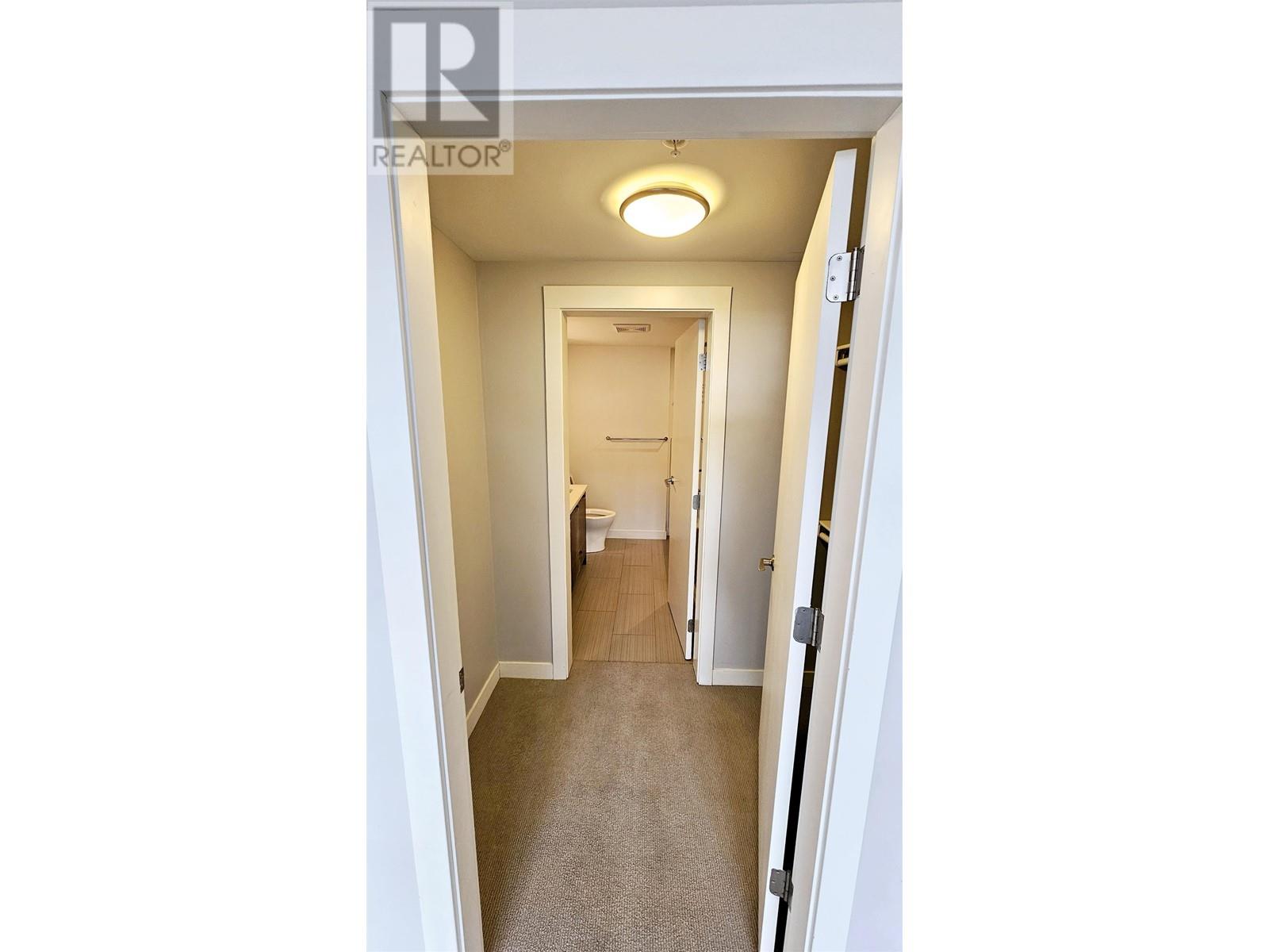 Listing Picture 17 of 27 : 1602 6888 COONEY ROAD, Richmond / 烈治文 - 魯藝地產 Yvonne Lu Group - MLS Medallion Club Member