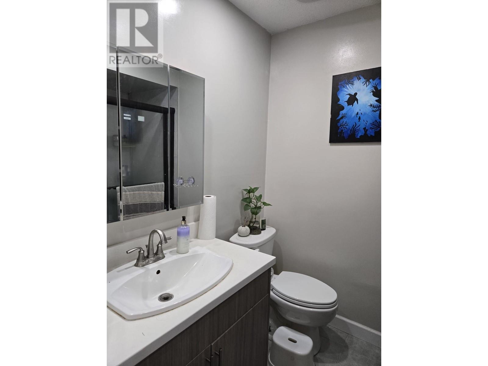 Property at 6 7240 MOFFATT ROAD image 2
