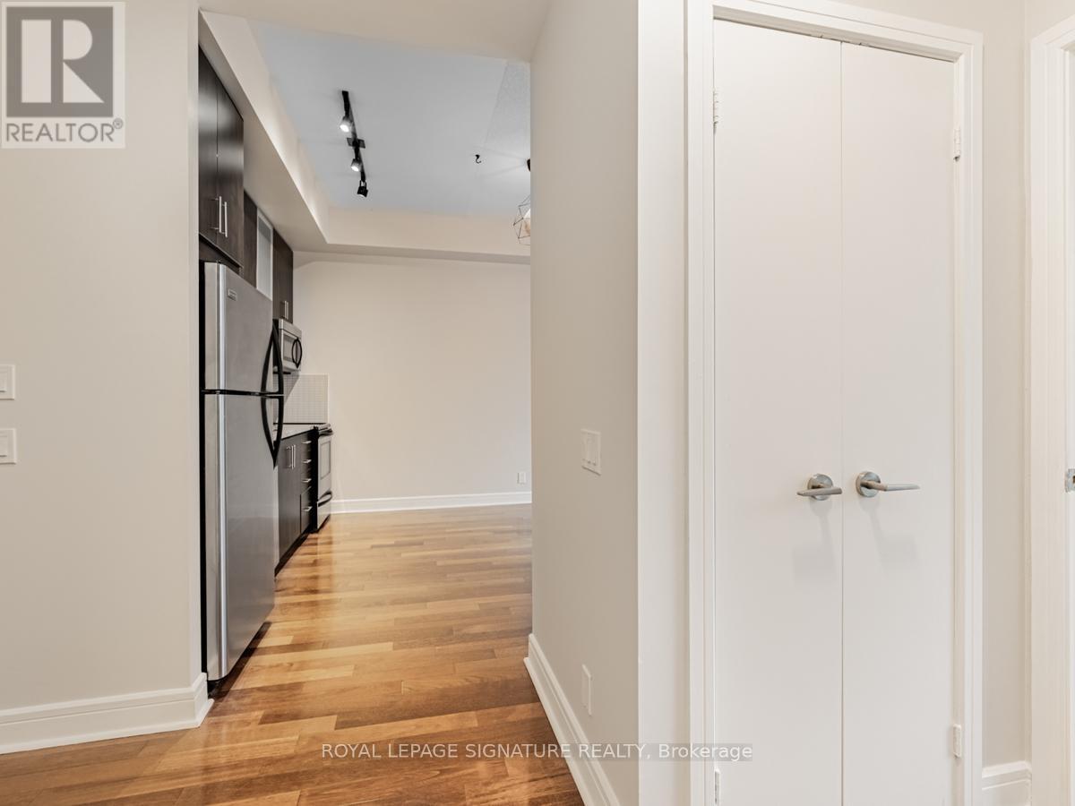 813s - 112 George Street, Toronto, Ontario  M5A 2M5 - Photo 6 - C11896786