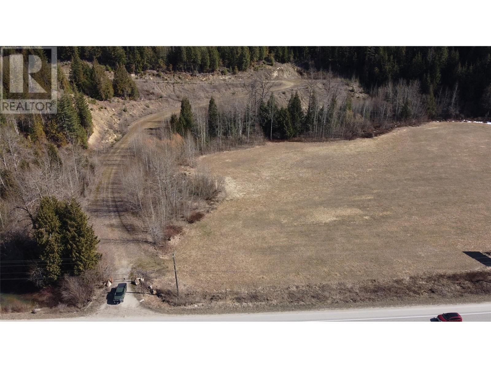 000 Trans Canada Highway, sicamous, British Columbia