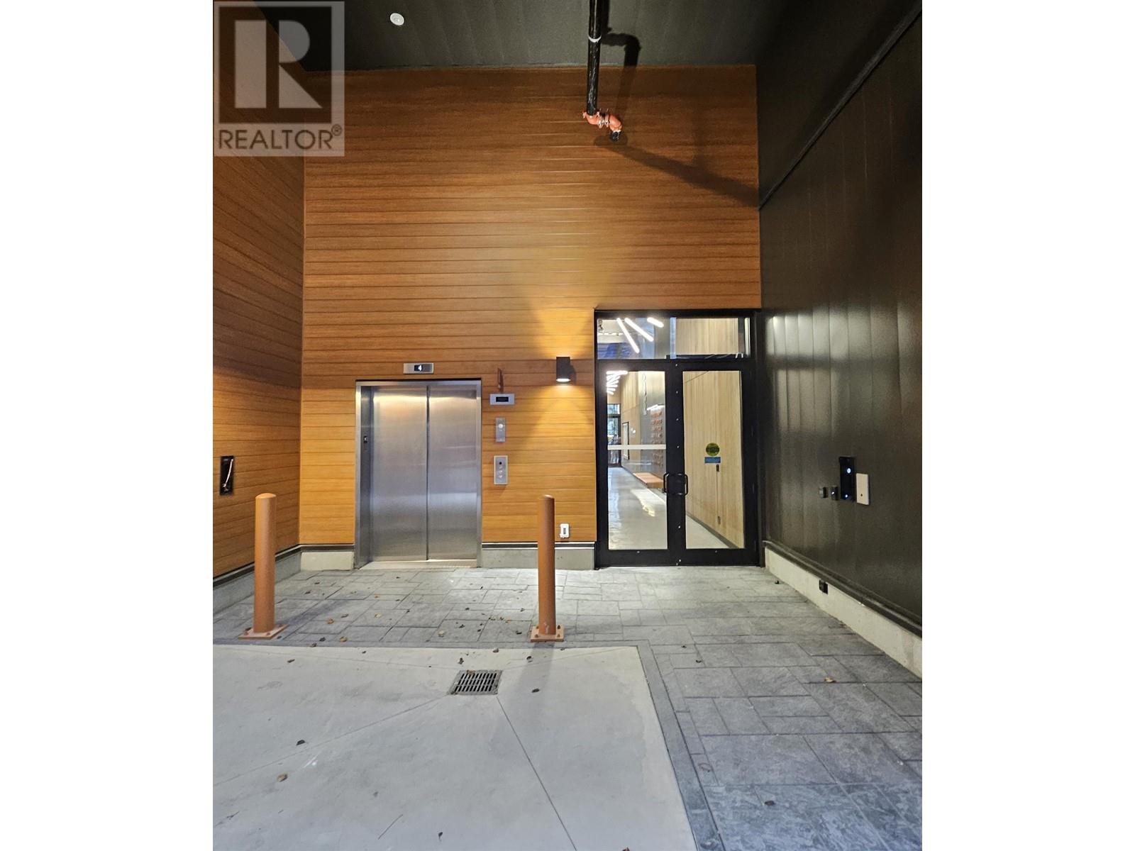 428 8188 Manitoba Street, Vancouver, British Columbia  V5X 3A2 - Photo 3 - C8064762