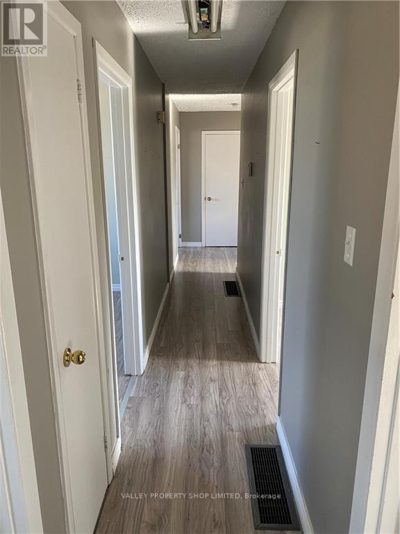 1352 Pembroke Street, Laurentian Valley, Ontario  K8A 7A3 - Photo 7 - X9504305