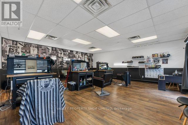 1049 Victoria Street, Petawawa, Ontario  K8H 2E2 - Photo 11 - X9515685