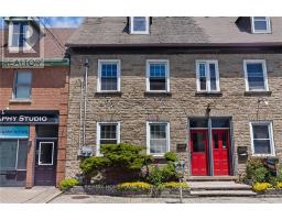 35 PERTH STREET, Brockville, Ontario