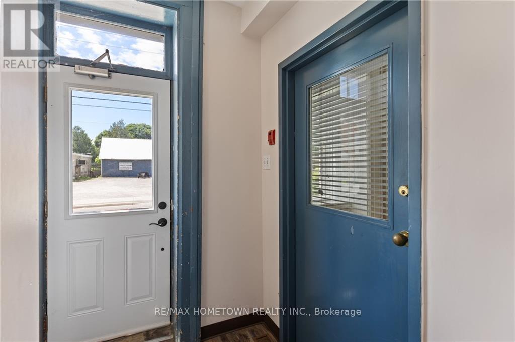 35 Perth Street, Brockville, Ontario  K6V 5C3 - Photo 2 - X9515650