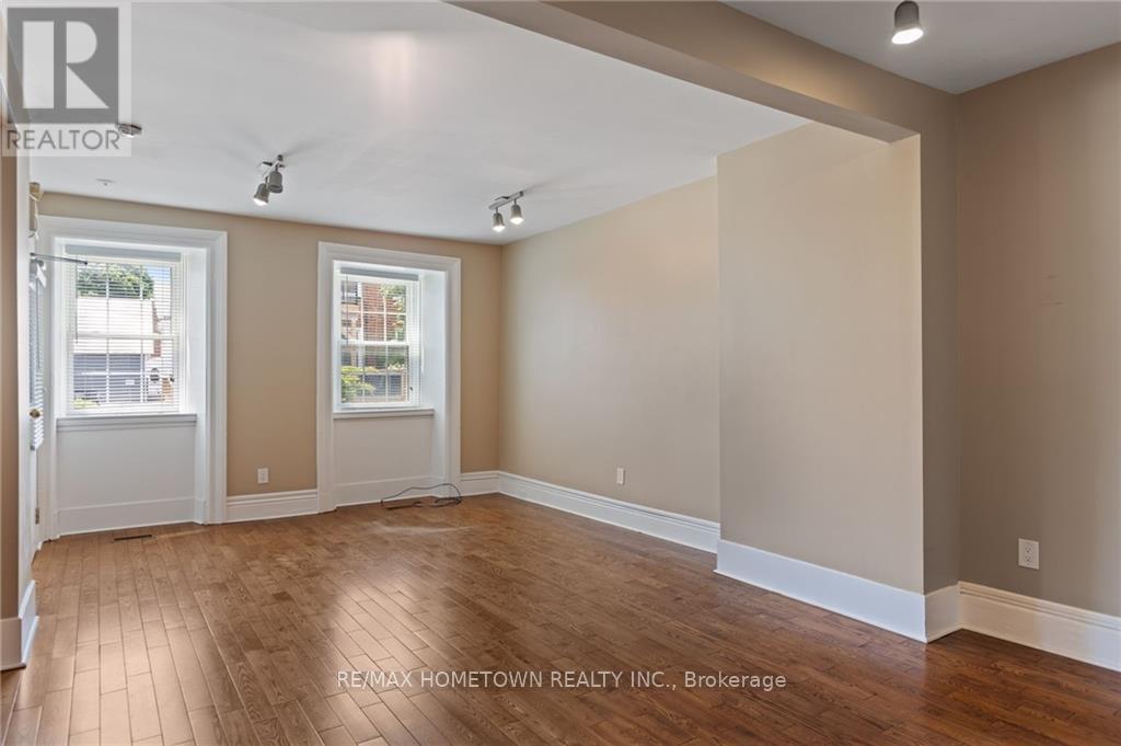 35 Perth Street, Brockville, Ontario  K6V 5C3 - Photo 4 - X9515650