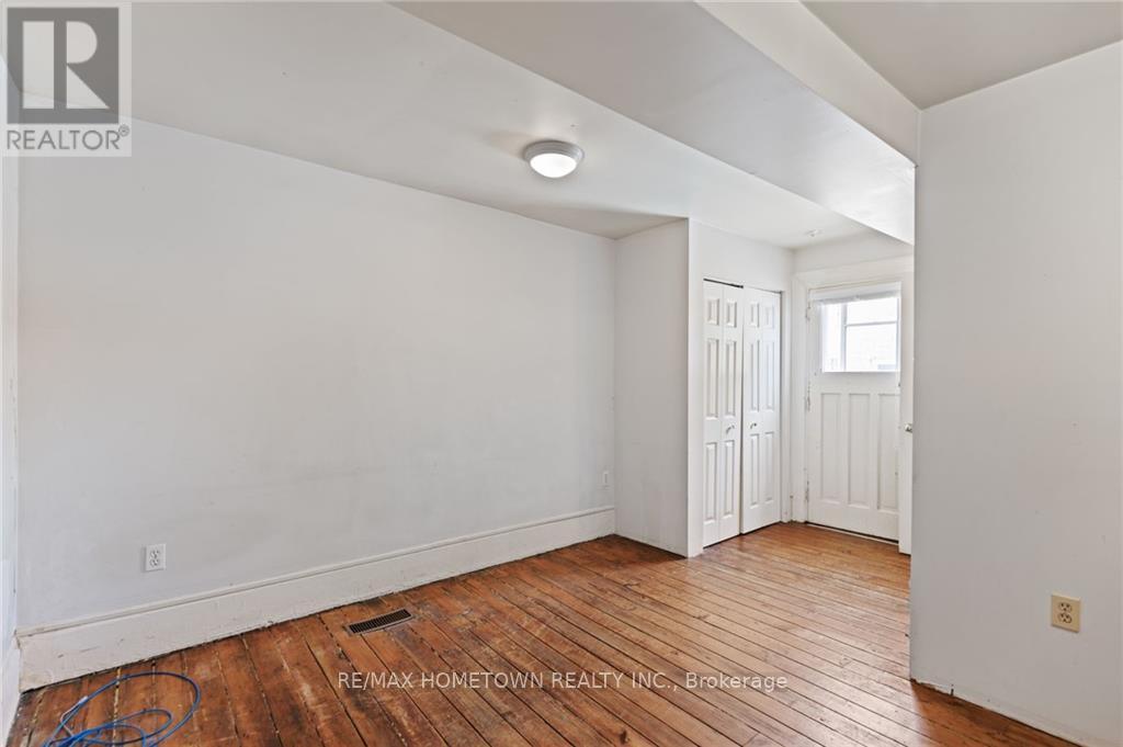 35 Perth Street, Brockville, Ontario  K6V 5C3 - Photo 6 - X9515650